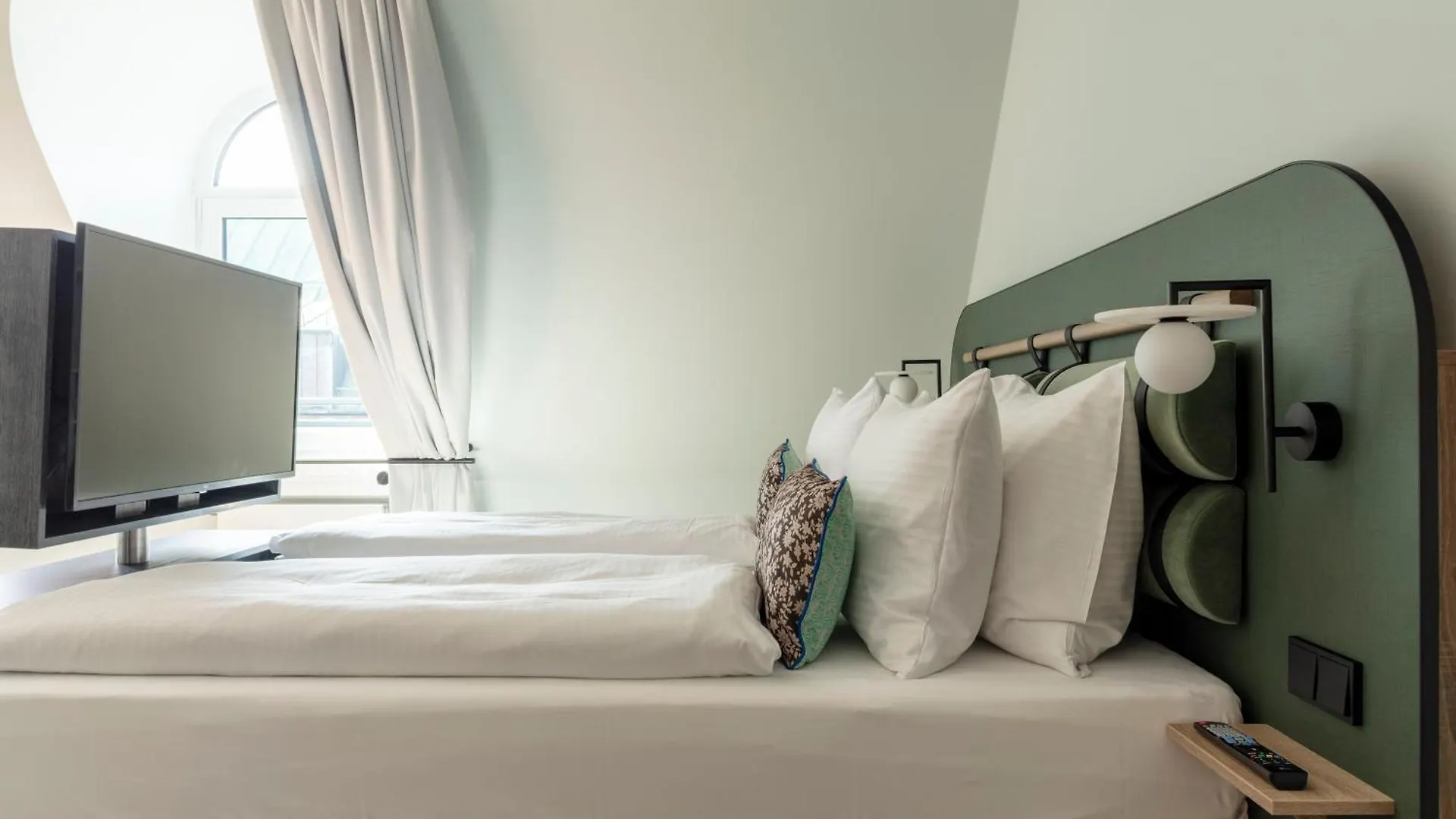 Numa Munich Blend Aparthotel 4*,