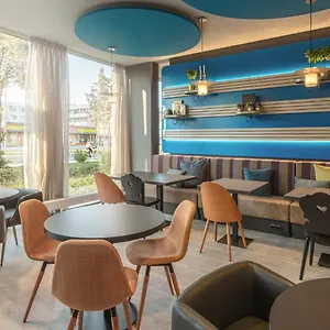 - The Niu, Brass Olympiapark By Ihg Hotel Munique